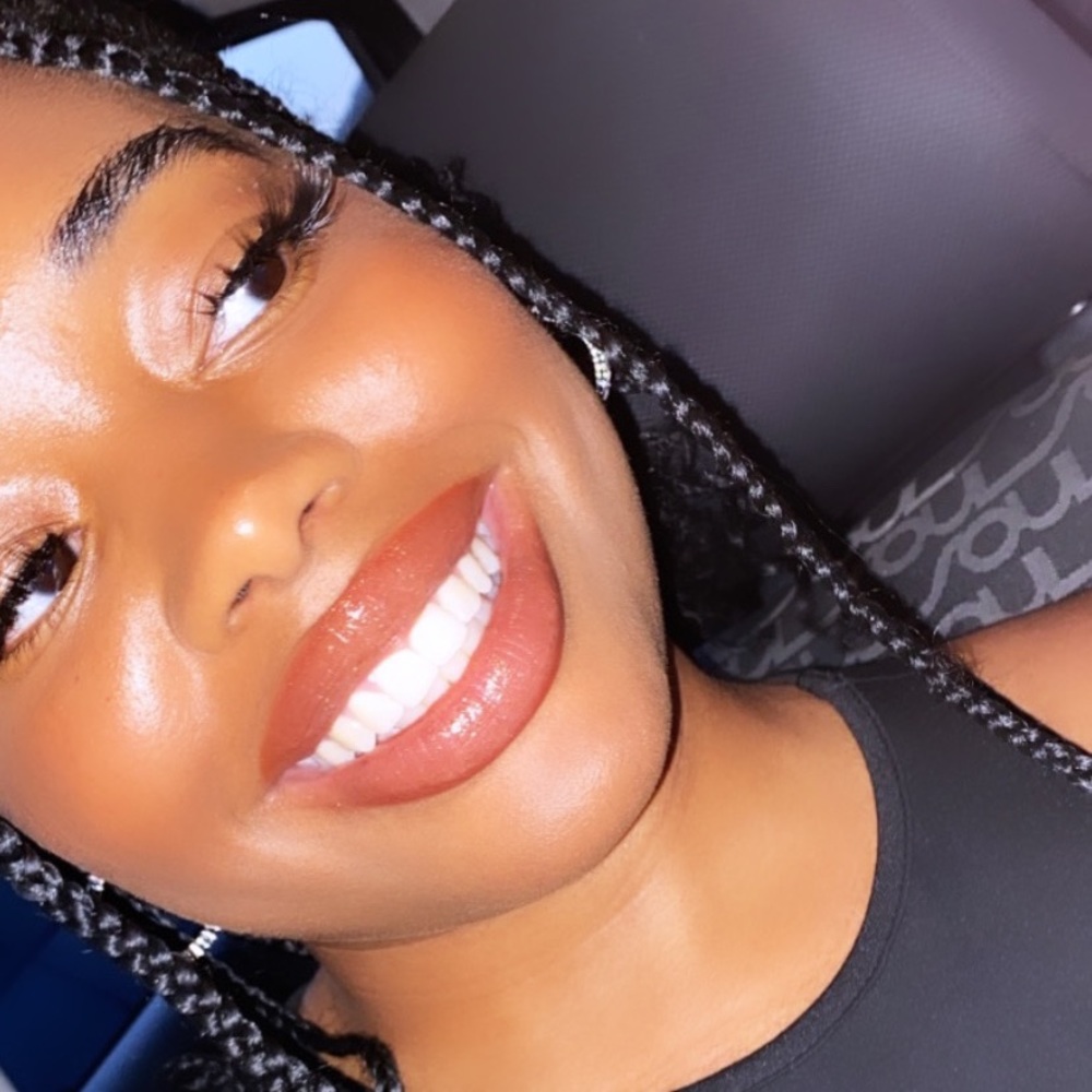 Meet your Posher, Eriel